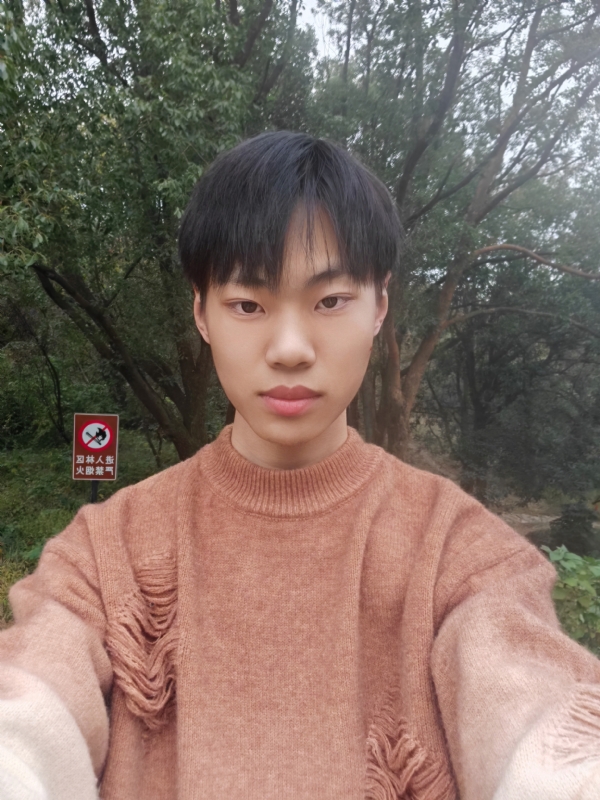 祤辰的第一张照片--赣州相亲服务中心