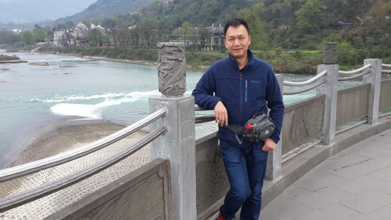 上下求索的第一张照片--赣州相亲服务中心