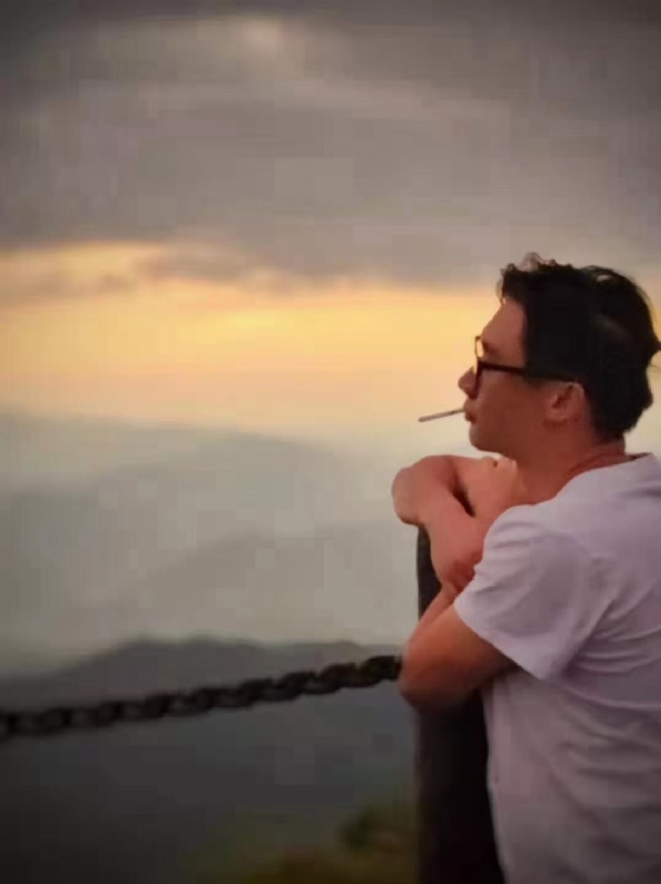 心有山海静而无边的第二张照片--赣州相亲服务中心