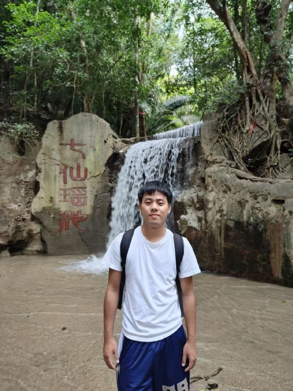 麻辣的第一张照片--赣州相亲服务中心